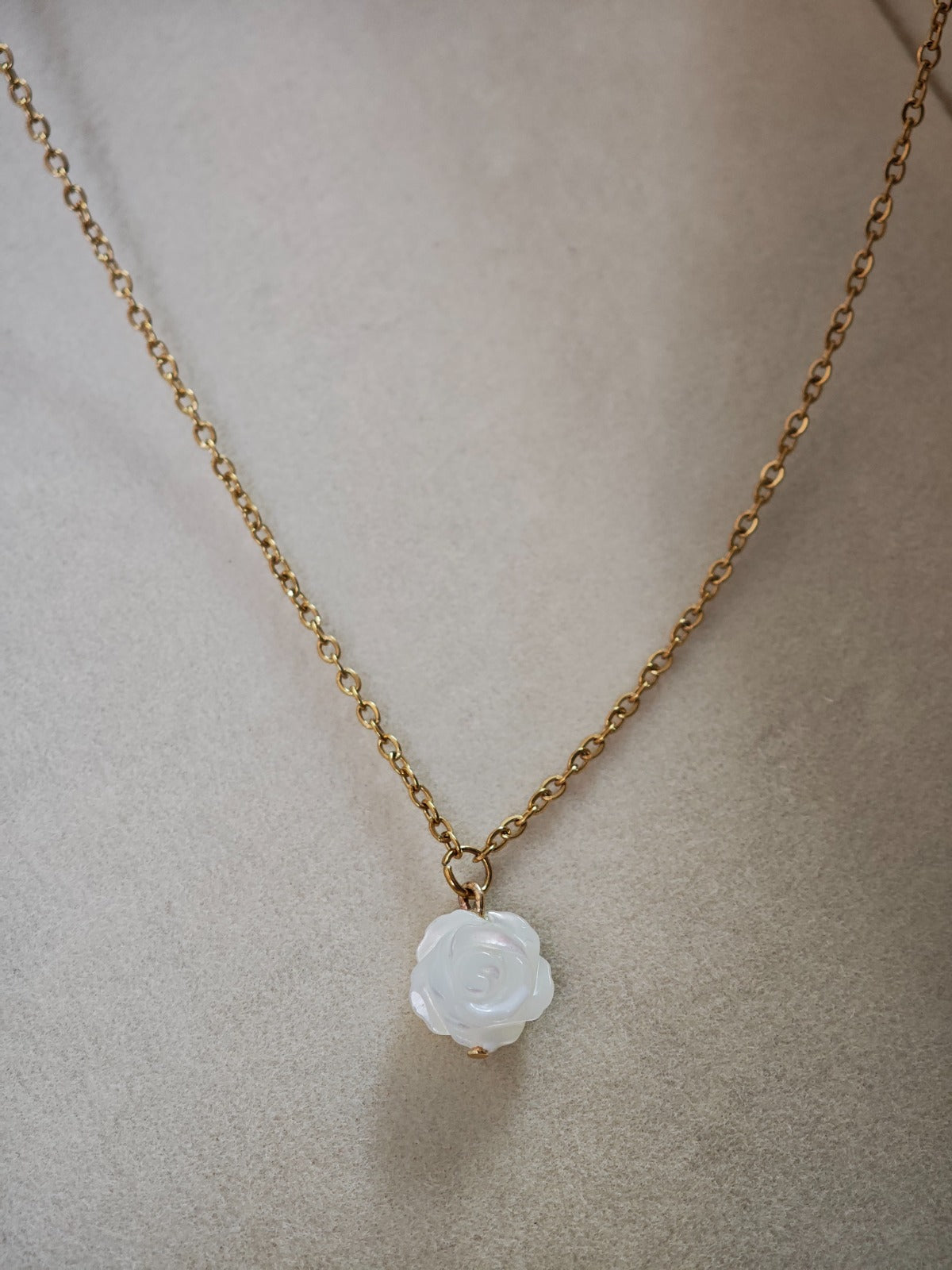 The Pearl Rose Necklace